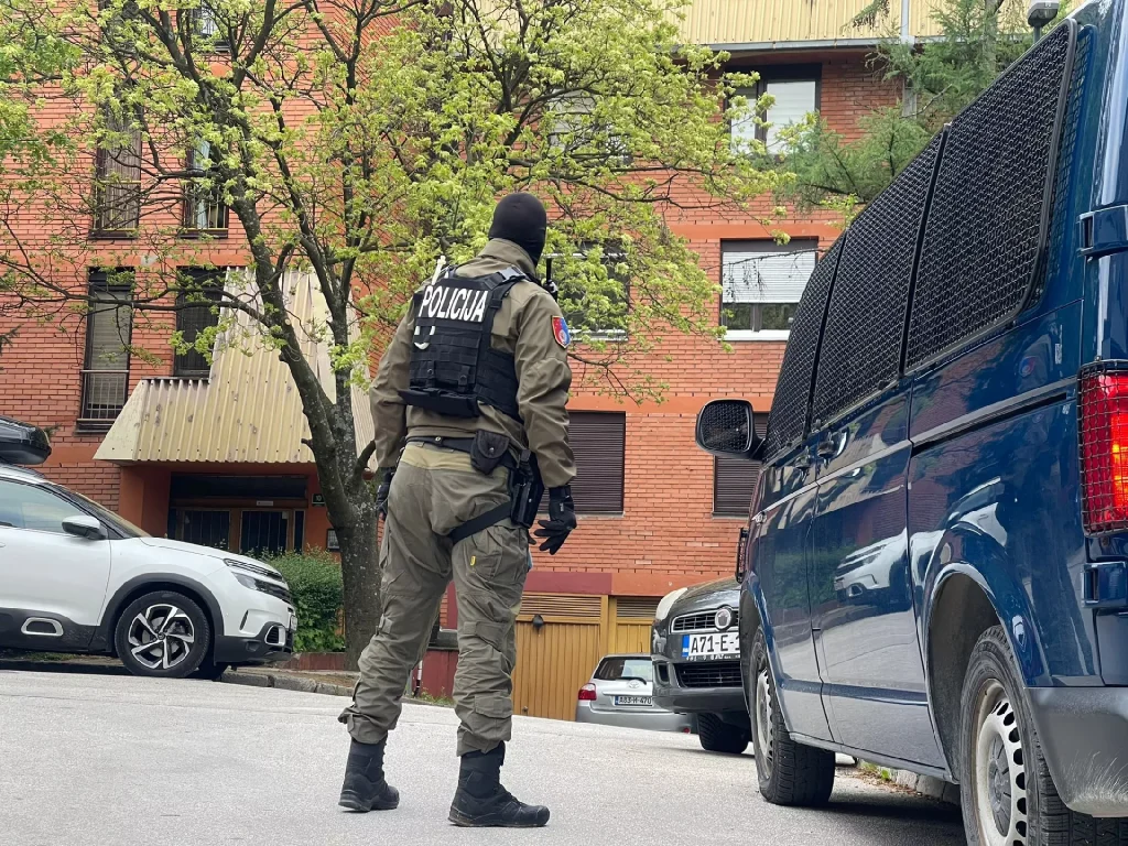 Pretresi na više lokacija u Sarajevu zbog povezanosti sa narko kartelom Tita Gačanina